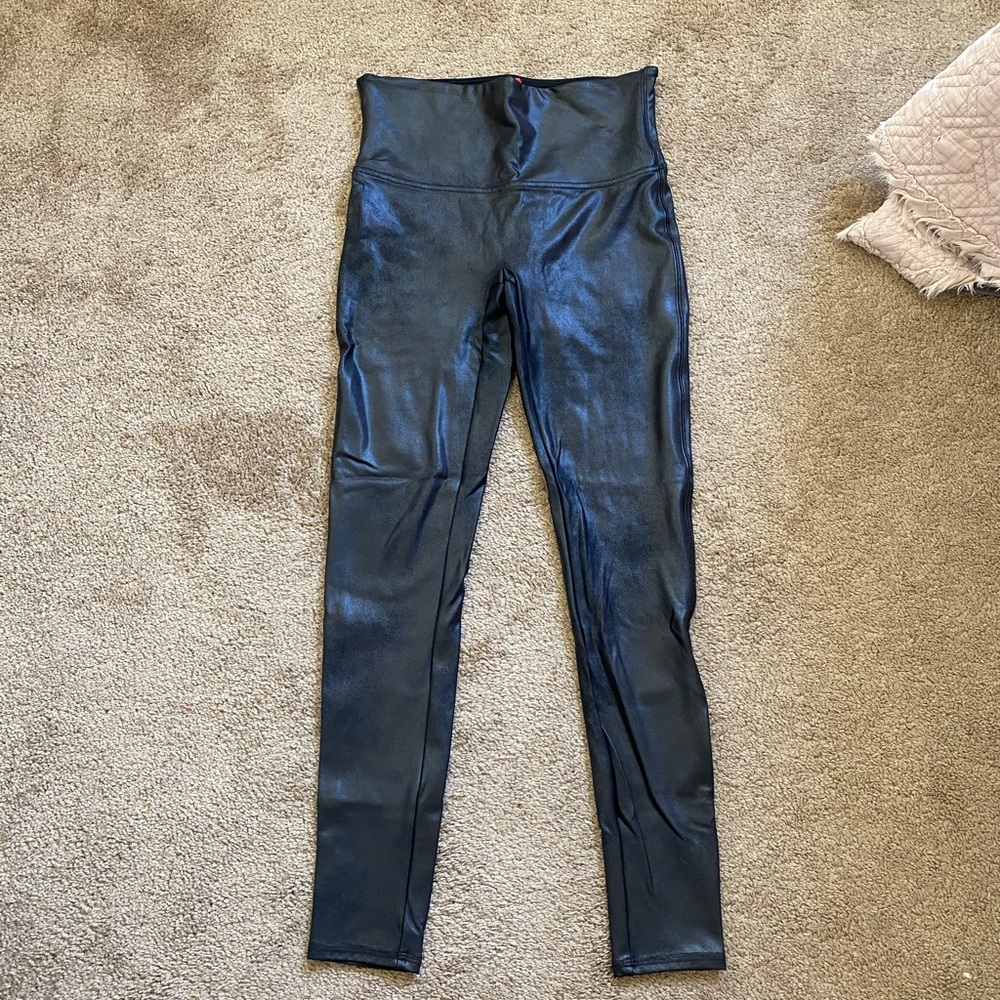 Spanx leather leggings size L